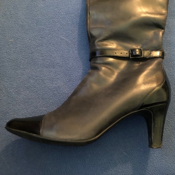 FINAL PRICE: Black Heeled Leather Boots by Clarks - Picture 2 of 6